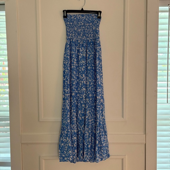 Strapless Blue and White Floral Maxi Sundress - Picture 7 of 7
